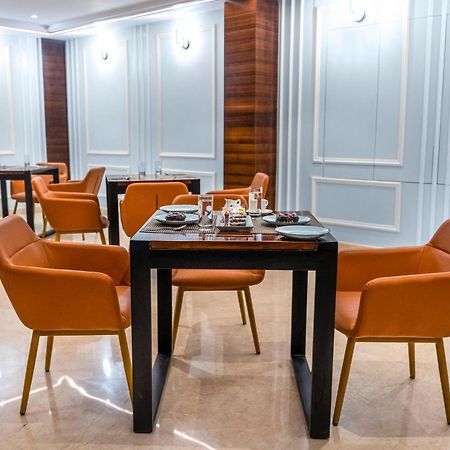 Pride Hotel And Resort Ришикеш Экстерьер фото