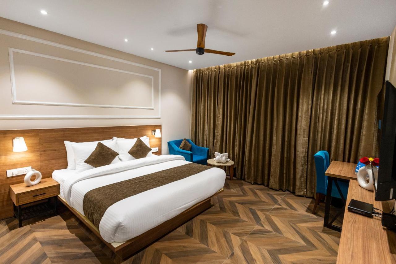 Pride Hotel And Resort Ришикеш Экстерьер фото