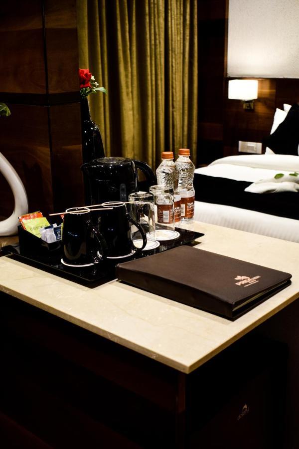 Pride Hotel And Resort Ришикеш Экстерьер фото