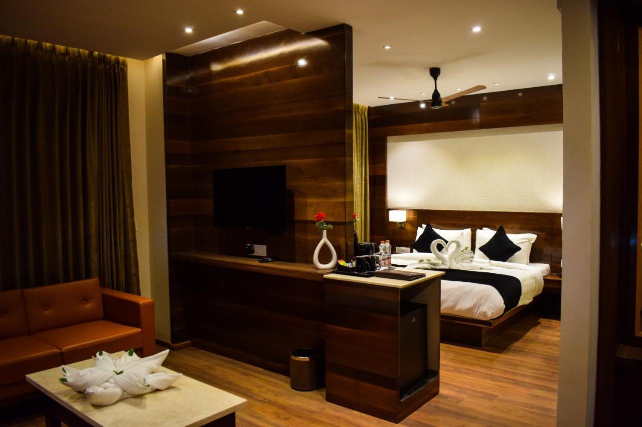 Pride Hotel And Resort Ришикеш Экстерьер фото