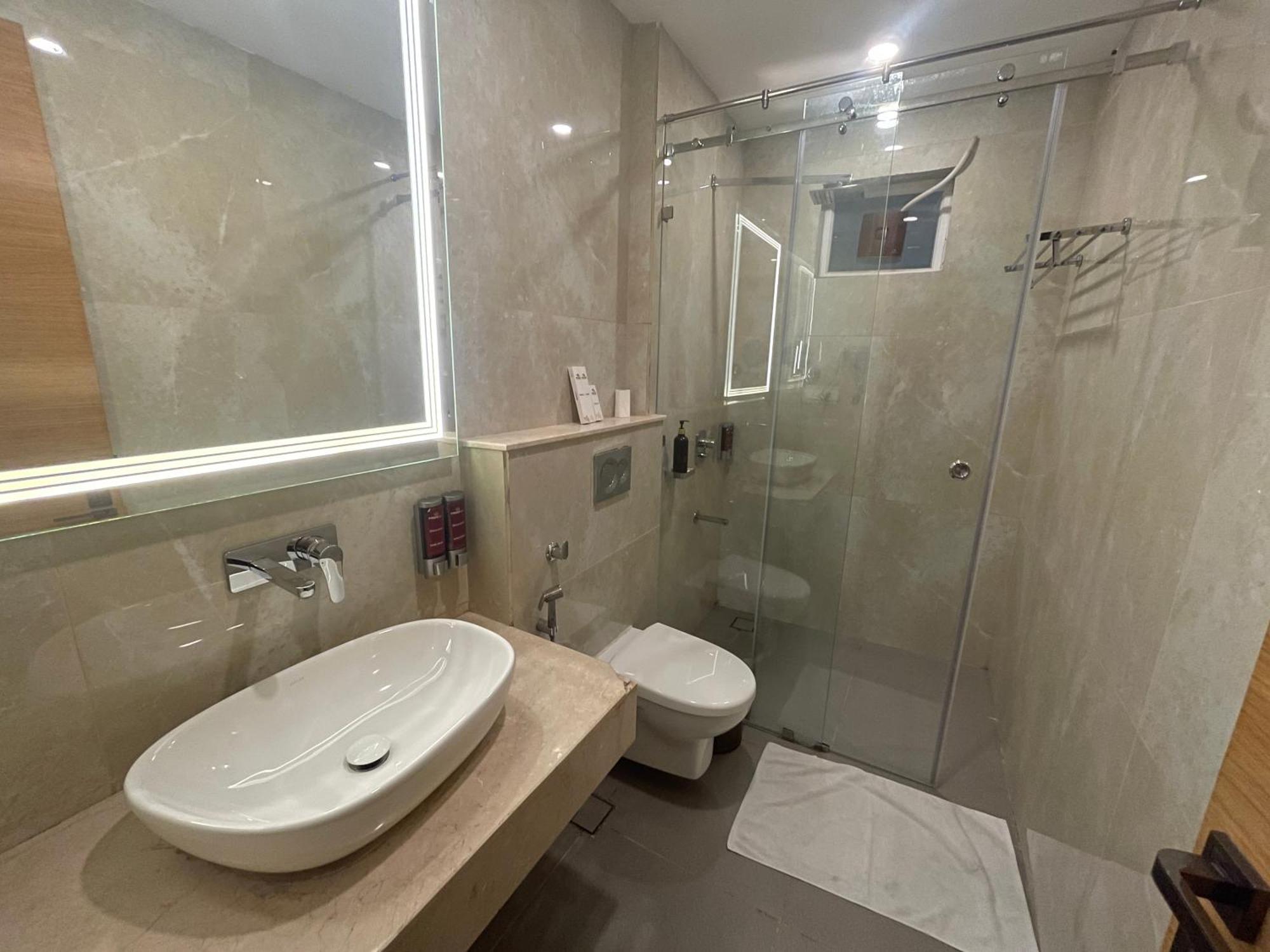 Pride Hotel And Resort Ришикеш Экстерьер фото